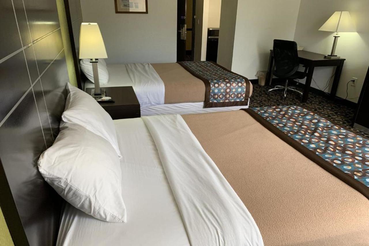 Travelodge By Wyndham Torrington Eksteriør bilde